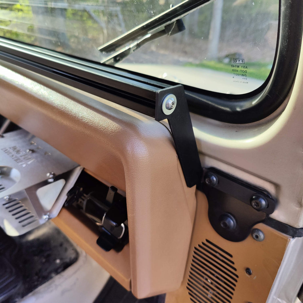 Dash Accessory Mount for Jeep Wrangler YJ, BLACK
