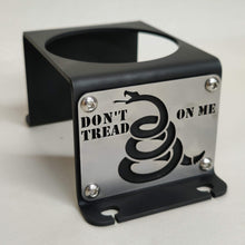 Carica l'immagine nel visualizzatore di Gallery, Metal cup holder mounted in rear of Jeep YJ  with text logo "Don't Tread On Me"