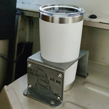 Carica l'immagine nel visualizzatore di Gallery, Metal cup holder mounted in rear of Jeep YJ  with text logo "Don't Tread On Me"