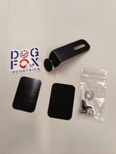 Cargar imagen en el visor de la galería, Magnetic and Black made in the USA metal phone mount for jeep wrangler yj
