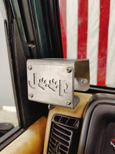 Cargar imagen en el visor de la galería,  metal cup holder that has a "Jeep Dog" logo design mounted in Jeep TJ