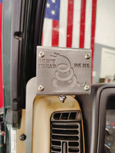 Carica l'immagine nel visualizzatore di Gallery, Metal made in the USA cup holder with "Don't Tread On Me" logo installed in TJ Jeep