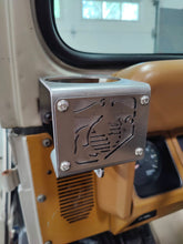 Cargar imagen en el visor de la galería, Portavasos USMC del Cuerpo de Marines de los Estados Unidos para Jeep Wrangler YJ