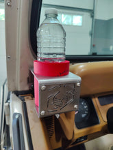 Cargar imagen en el visor de la galería, Portavasos USMC del Cuerpo de Marines de los Estados Unidos para Jeep Wrangler YJ