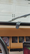 Carica e avvia il video nel visualizzatore di galleria, Magnetic Phone Mount for Jeep Wrangler YJ, BLACK (FREE USA SHIPPING)
