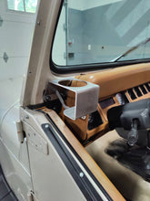 Cargar imagen en el visor de la galería, Portavasos delantero plano para Jeep Wrangler YJ

