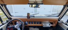Carica l&#39;immagine nel visualizzatore di Gallery, Dash Accessory Mount for Jeep Wrangler YJ
